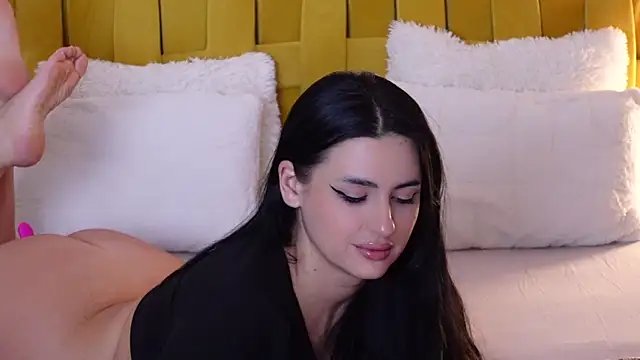 RanyaHermes online show from 12-18-25, 09:21