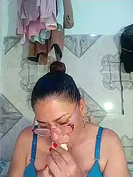 Snapshot of sorbetico_perverse chatting on 01-20-25, 09:43 sorbetico perverse online show from 01-20-25, 09:43