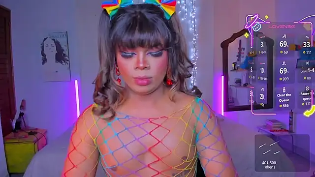 CuteRomi online show from 11-19-25, 04:56