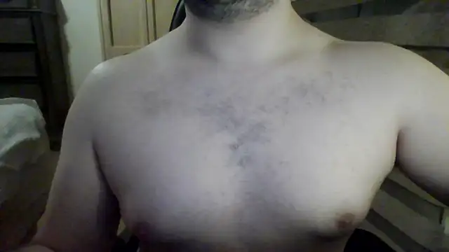 Snapshot of Himbo_fox chatting on 10-18-25, 06:48 Himbo fox online show from 10-18-25, 06:48