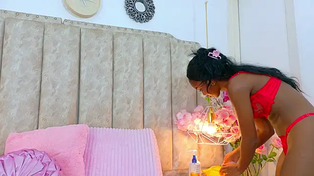 ShanelWest online show from 11-11-25, 01:22