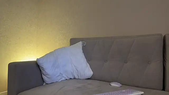 weshycouple online show from 04-15-26, 03:02