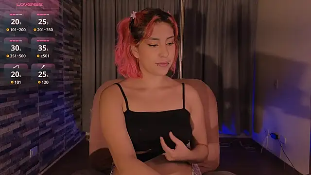 Snapshot of Hairyandsexysalma chatting on 12-17-24, 04:12 Hairyandsexysalma online show from 12-17-24, 04:12