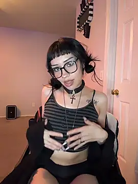 Gothbabbi online show from 03-08-26, 08:01