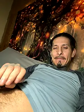 Snapshot of NutP619 chatting on 12-04-25, 06:44 NutP619 online show from 12-04-25, 06:44