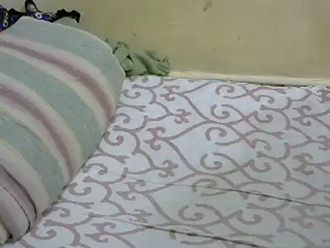 ebonyvalleria1 online show from 02-04-25, 03:36