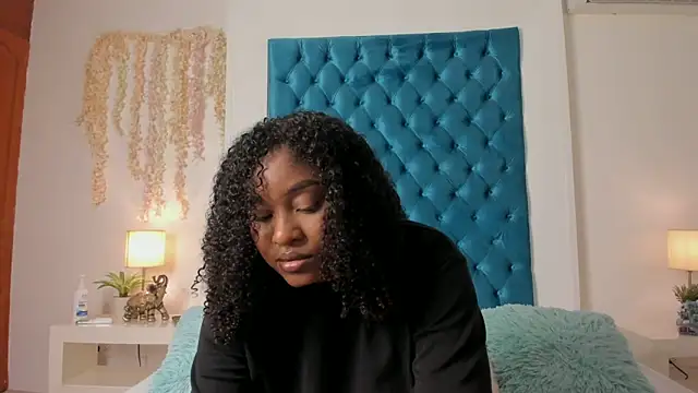 Snapshot of ohrianagibson chatting on 04-25-26, 11:02 ohrianagibson online show from 04-25-26, 11:02