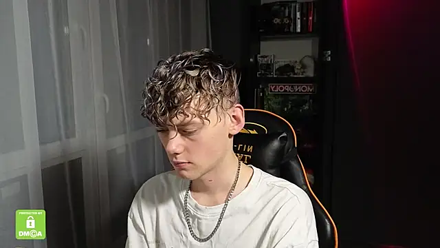 Keytaro online show from 11-06-25, 03:24