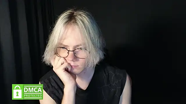Snapshot of Keytaro chatting on 06-24-26, 08:57 Keytaro online show from 06-24-26, 08:57