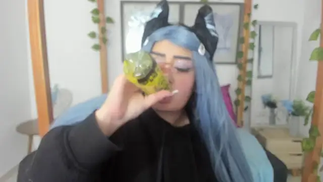 lussyevans24 online show from 03-17-25, 07:24