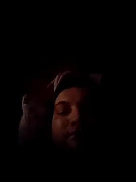 Snapshot of Cedry2k007 chatting on 03-28-26, 09:25 Cedry2k007 online show from 03-28-26, 09:25