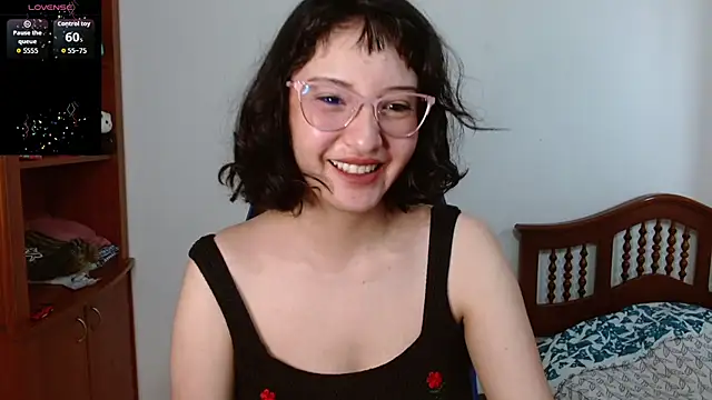 alexaa08 online show from 10-27-25, 01:15