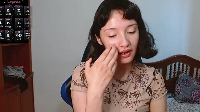 alexaa08 online show from 11-13-25, 12:48