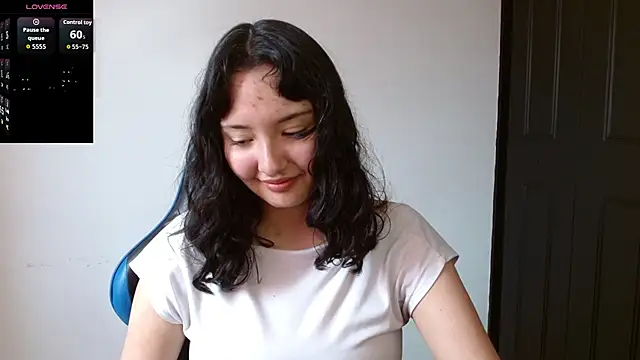 alexaa08 online show from 06-26-26, 04:00