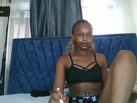 Petite doll20 online show from 02-15-26, 11:41