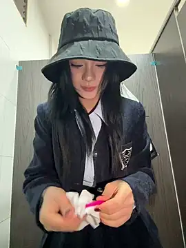 Snapshot of Asia-Melody chatting on 03-15-25, 05:52 Asia-Melody online show from 03-15-25, 05:52