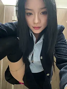 Snapshot of Asia-Melody chatting on 03-20-25, 08:53 Asia-Melody online show from 03-20-25, 08:53