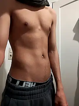 Dennis 2024 online show from 02-27-26, 02:06