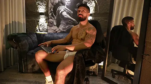 Snapshot of DannSaenz chatting on 01-18-26, 04:22 DannSaenz online show from 01-18-26, 04:22