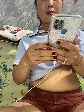 Linaannn online show from 03-12-26, 12:17