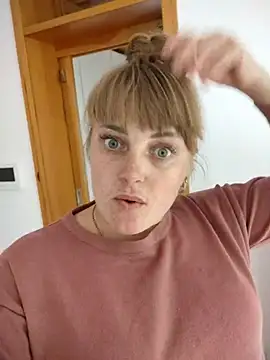 CoddessCrystal online show from 09-15-25, 07:41