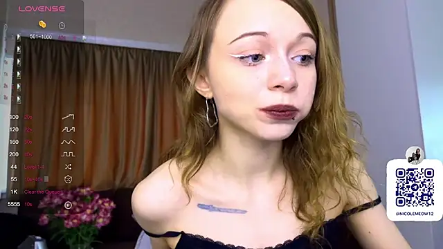 Snapshot of _SofiaBrown chatting on 05-01-26, 01:37 SofiaBrown online show from 05-01-26, 01:37