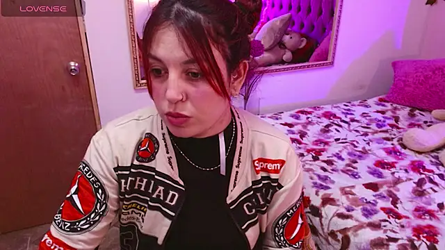 Snapshot of Melani_cute02 chatting on 07-29-26, 10:52 Melani cute02 online show from 07-29-26, 10:52