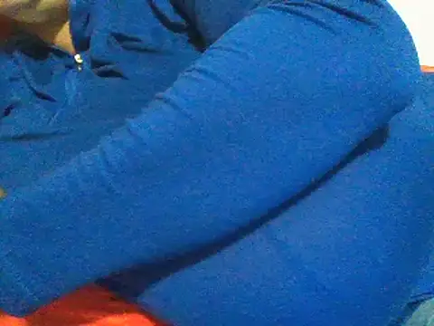 RoxiRedXXX online show from 11-04-25, 06:07