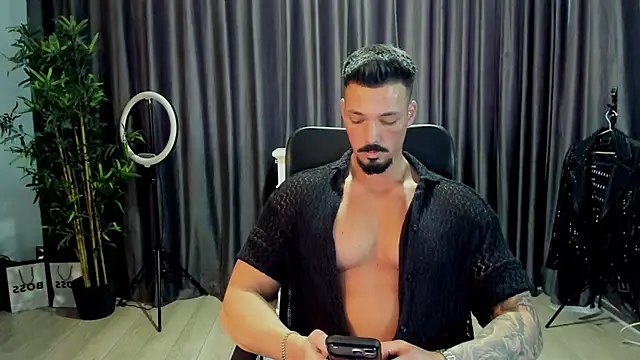 HaydenSpearss online show from 03-25-26, 02:01