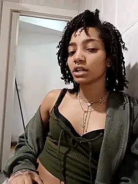 Laanegraofficial  online show from 03-07-25, 09:17