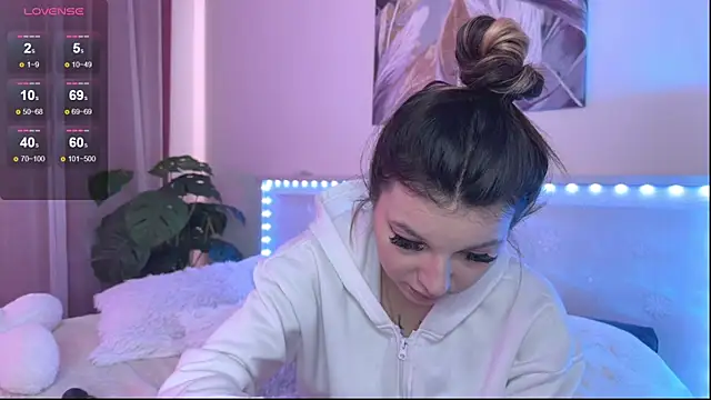 Veronica leal online show from 04-09-26, 07:14