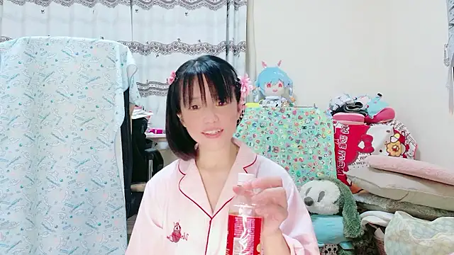 renapiyon8182 online show from 09-20-25, 07:04