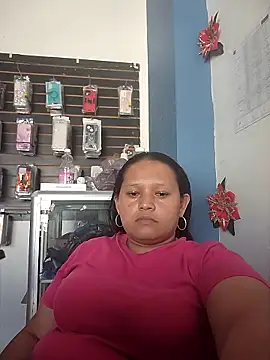 Snapshot of Chicapicante chatting on 04-28-26, 08:03 Chicapicante online show from 04-28-26, 08:03