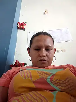 Snapshot of Chicapicante chatting on 05-14-26, 06:47 Chicapicante online show from 05-14-26, 06:47
