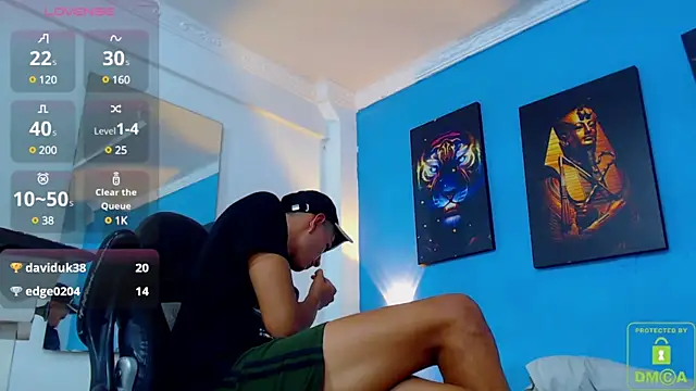 Snapshot of Valerio_20 chatting on 01-07-25, 11:45 Valerio 20 online show from 01-07-25, 11:45