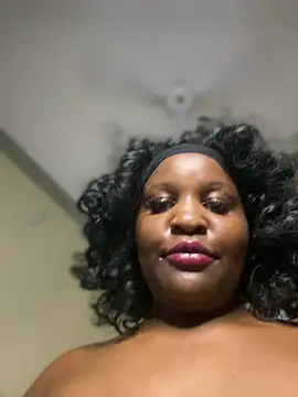 Snapshot of hotshie666-cum chatting on 04-15-26, 01:12 hotshie666-cum online show from 04-15-26, 01:12