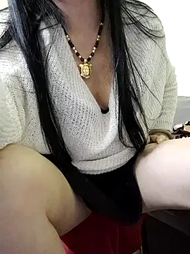 Snapshot of Hangem111 chatting on 12-02-25, 04:24 Hangem111 online show from 12-02-25, 04:24