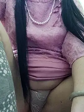 Snapshot of Hangem111 chatting on 02-14-26, 10:34 Hangem111 online show from 02-14-26, 10:34