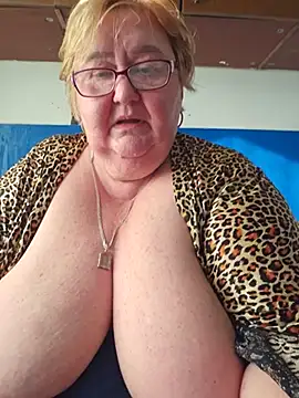 Snapshot of Awn290668 chatting on 07-13-26, 04:21 Awn290668 online show from 07-13-26, 04:21