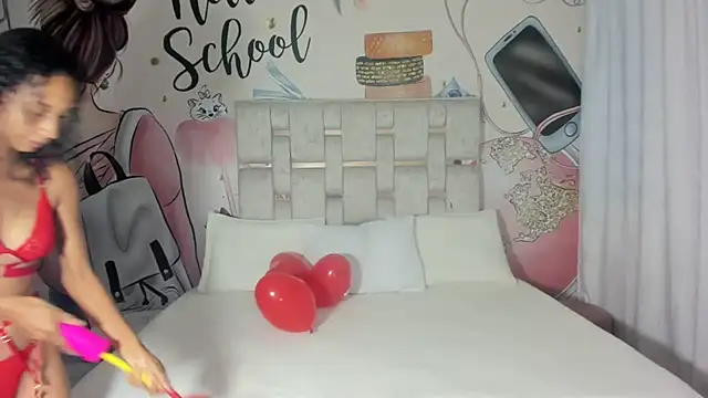 EMMA SWEETT1 online show from 02-14-25, 12:47