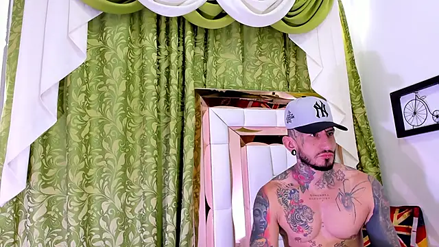 dilan scootk  online show from 11-07-25, 06:41