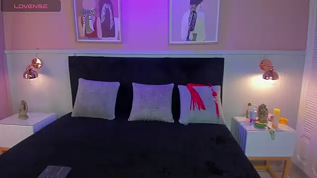 naoko kirino online show from 01-08-25, 01:20