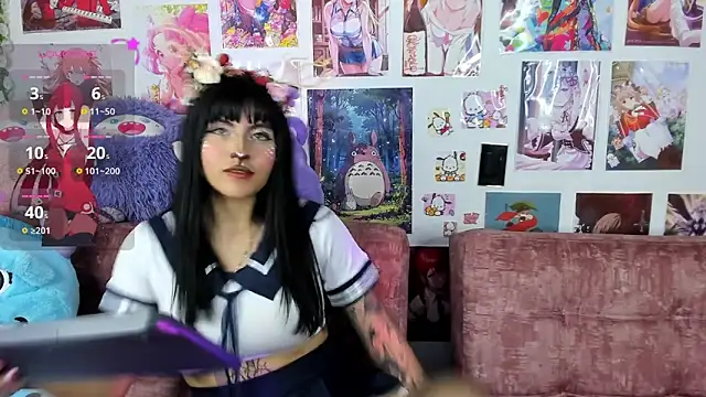 naoko kirino online show from 10-26-25, 03:34