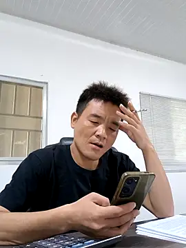 kisstoyousoon2024 online show from 09-11-25, 09:09