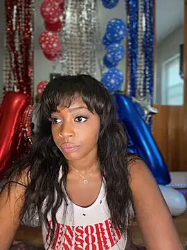 Snapshot of Blazerina chatting on 07-05-26, 12:34 Blazerina online show from 07-05-26, 12:34