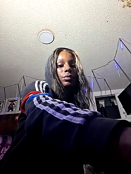 baebaebaddazz23 online show from 04-22-26, 05:54