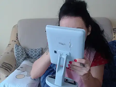 Emmatoo online show from 02-07-26, 11:03