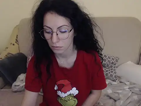 Emmatoo online show from 02-18-26, 05:03