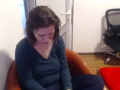 Emmatoo online show from 03-10-26, 08:14