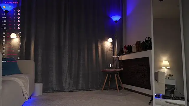 Amely Young online show from 09-18-25, 02:57